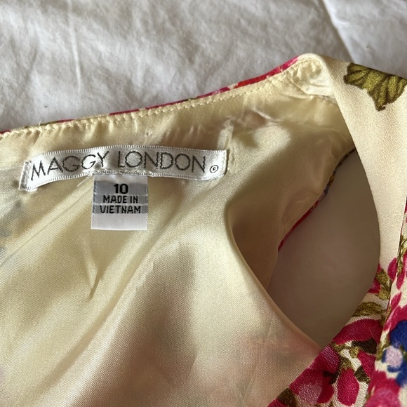 Like new Maggy London Spring summer girl next door dress - Picture 5 of 5